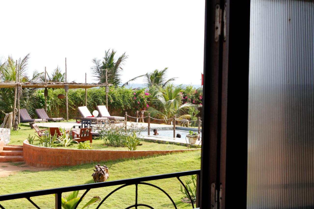 La Maison Bleue Lome Exterior photo